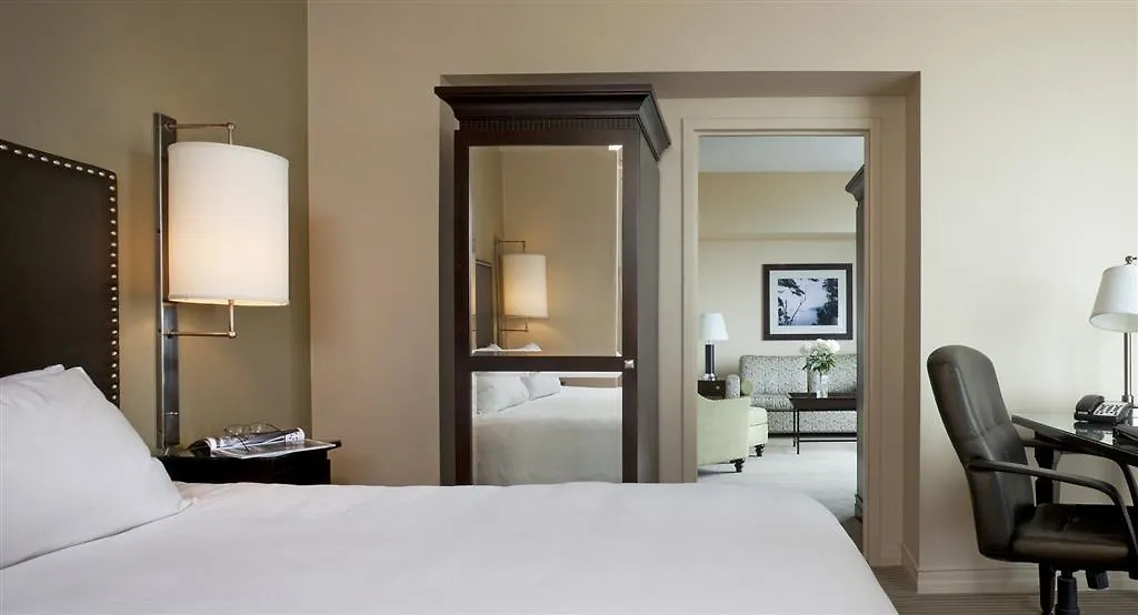 One King West Hotel And Residence Toronto